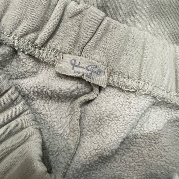 Brandy Melville Joggers - Picture 4 of 5